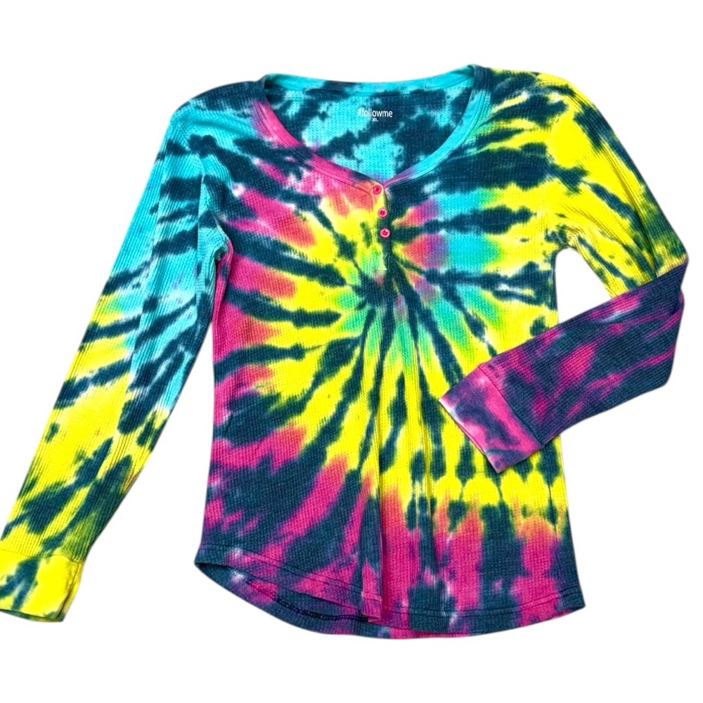 Tie-Dye Long Sleeve Top